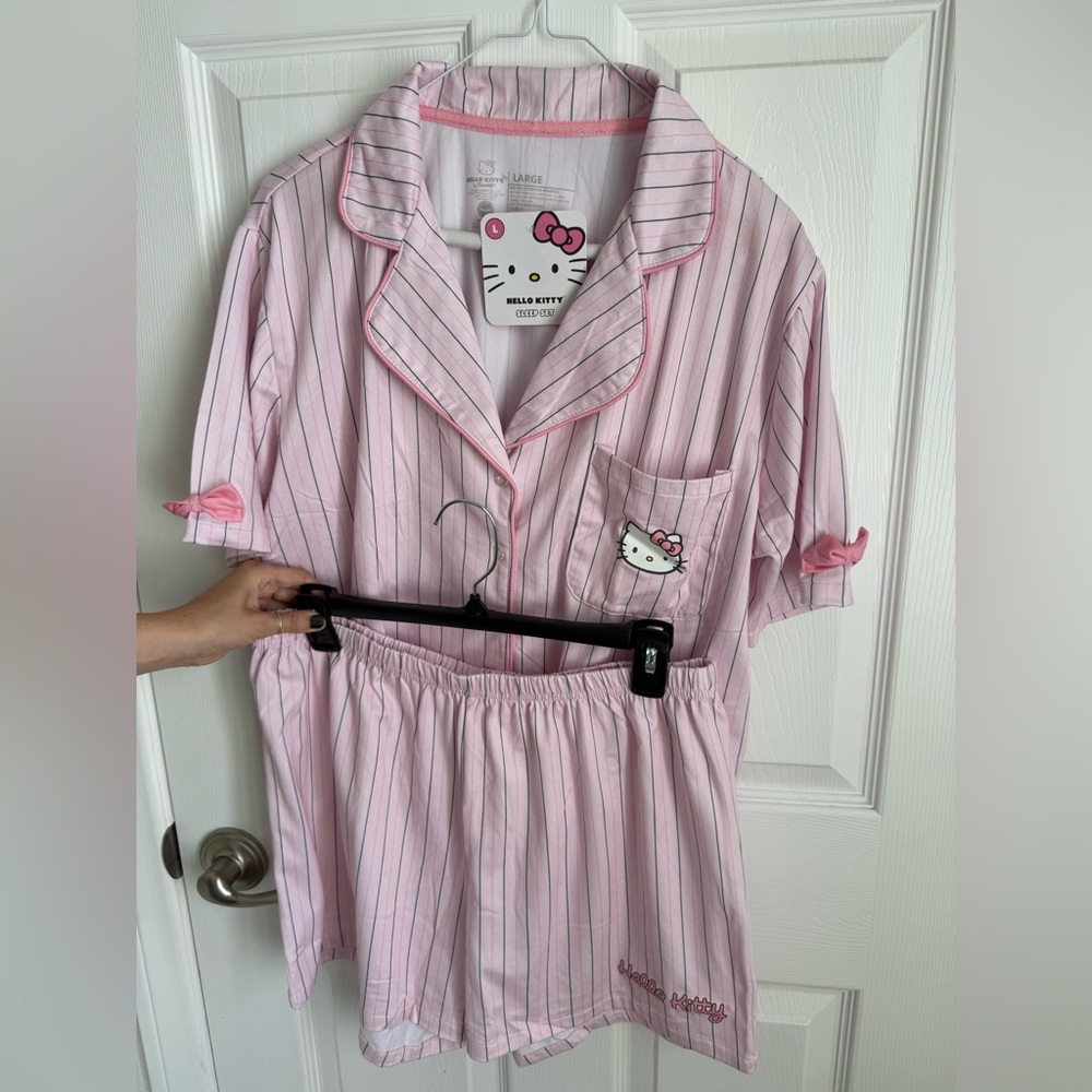 Comfy Hello Kitty Pink and White Sleep Set